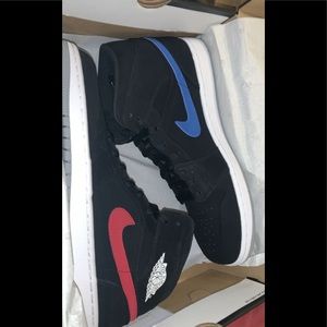 Jordan 1 mid size 12